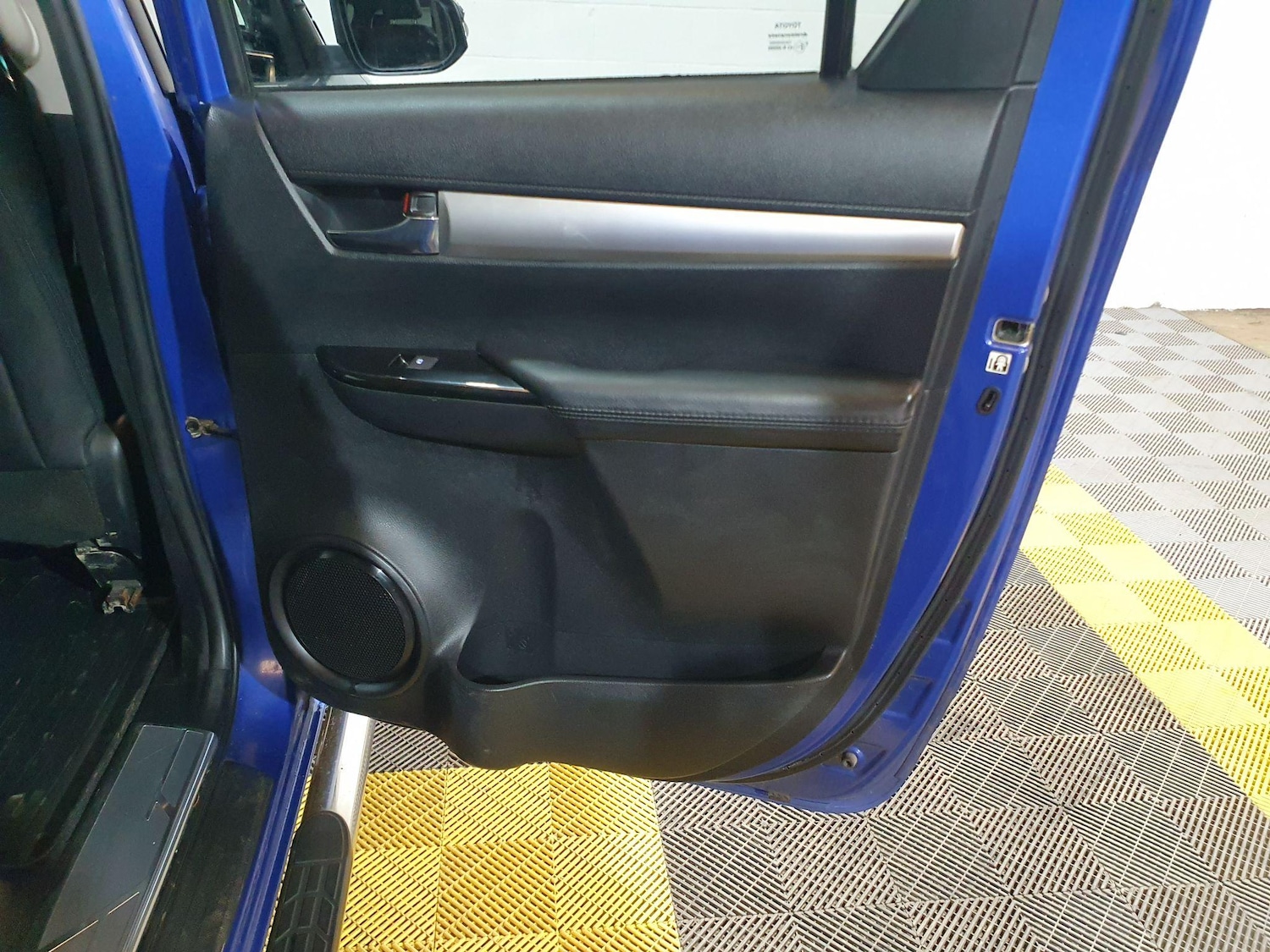 Vehicle 81