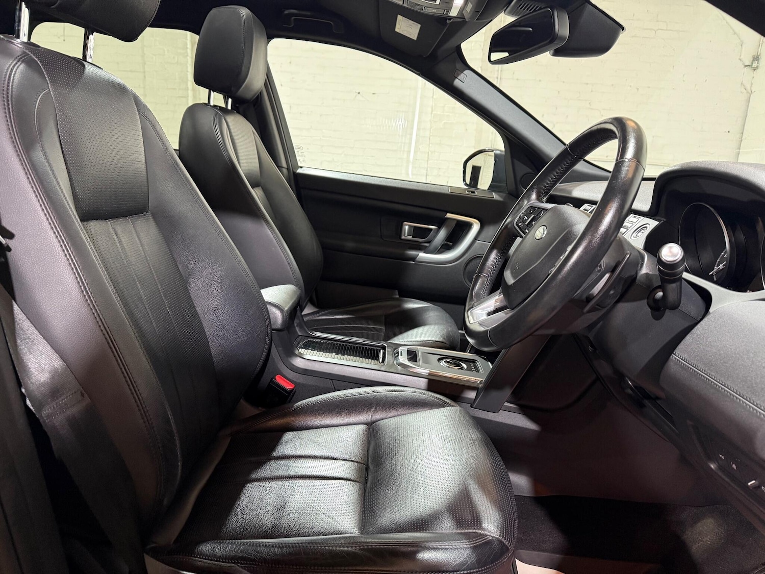 Used Land Rover Discovery Sport for sale - 76995461: Photo 37