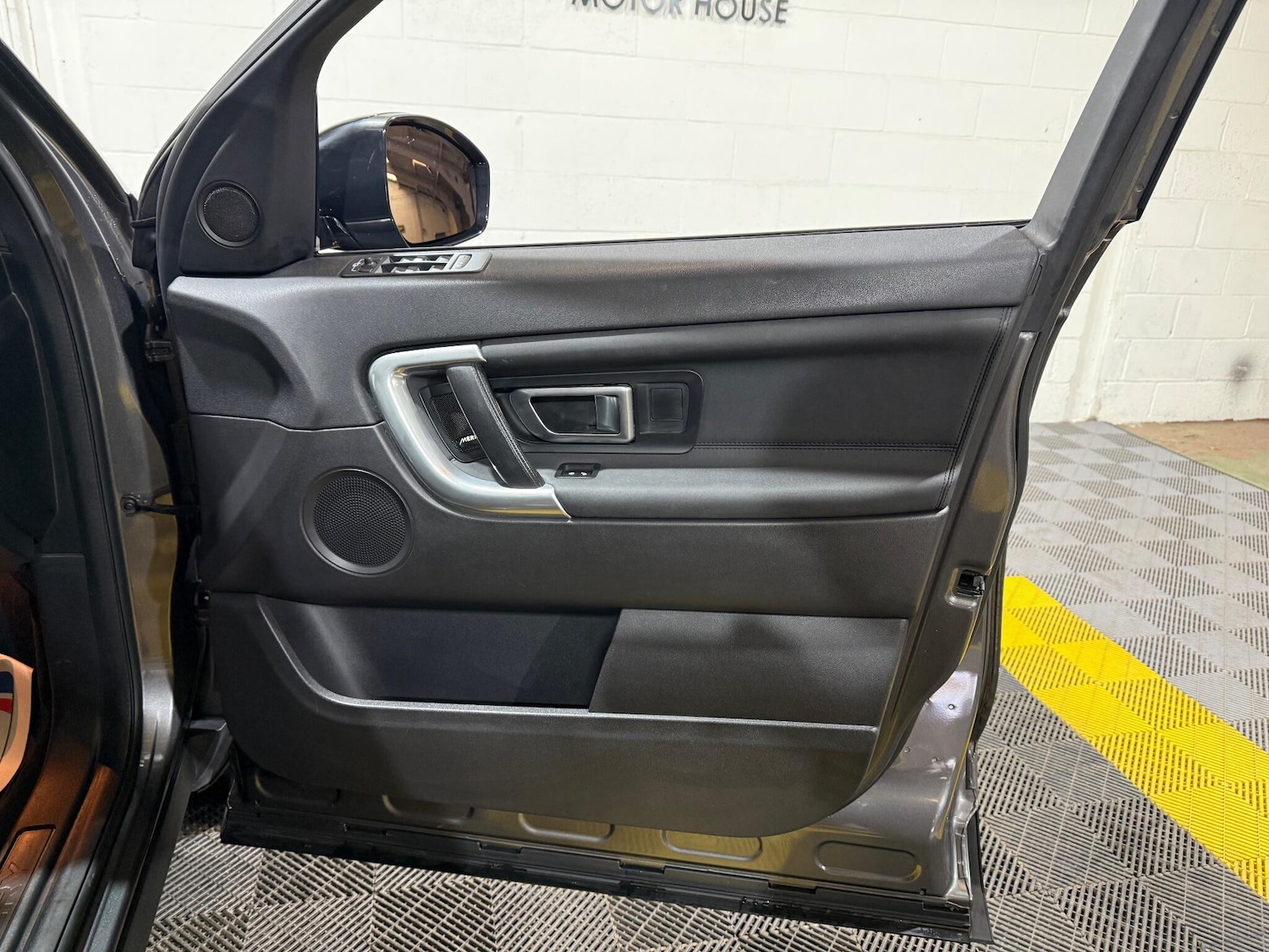 Used Land Rover Discovery Sport for sale - 76995461: Photo 38