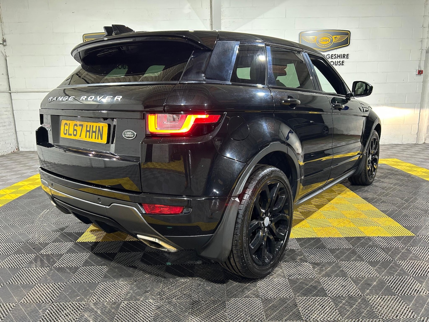 Used Land Rover Range Rover Evoque 2018 for sale - 76714624: Photo 4