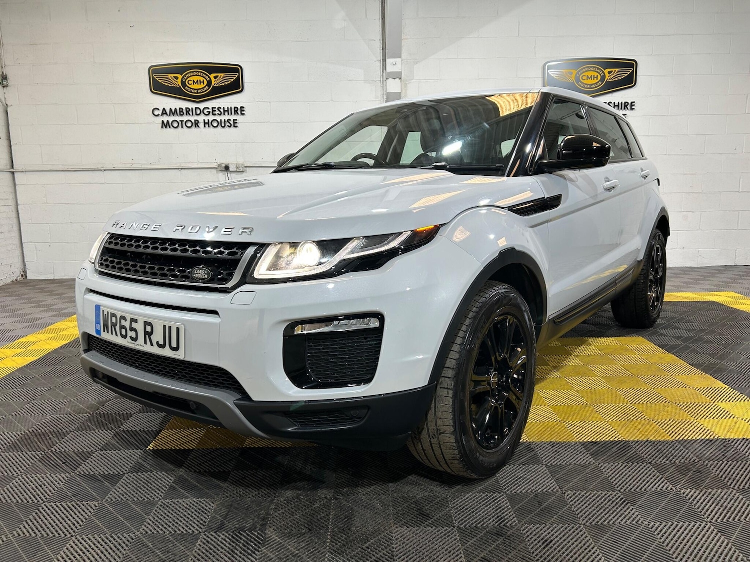 Used Land Rover Range Rover Evoque 2015 for sale - 76370836: Photo 3