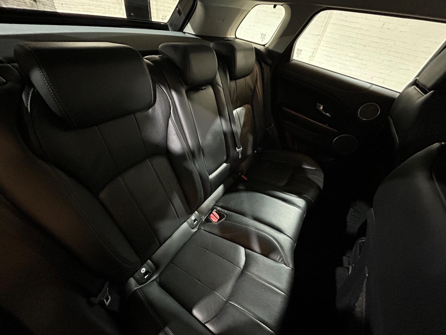 Used Land Rover Range Rover Evoque 2015 for sale - 76370836: Photo 41