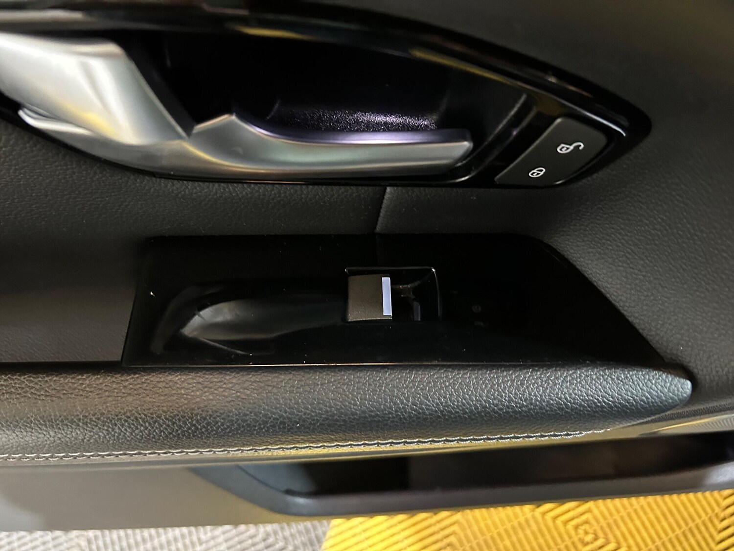 Used Land Rover Range Rover Evoque 2015 for sale - 76370836: Photo 65