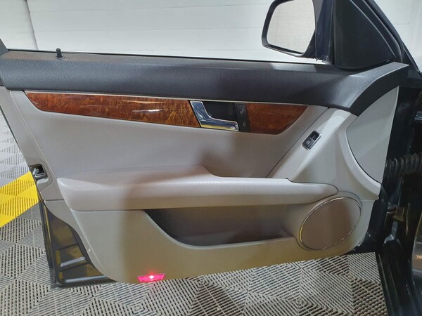 Used Mercedes-Benz C-Class 2007 for sale - 72273546: Photo 53