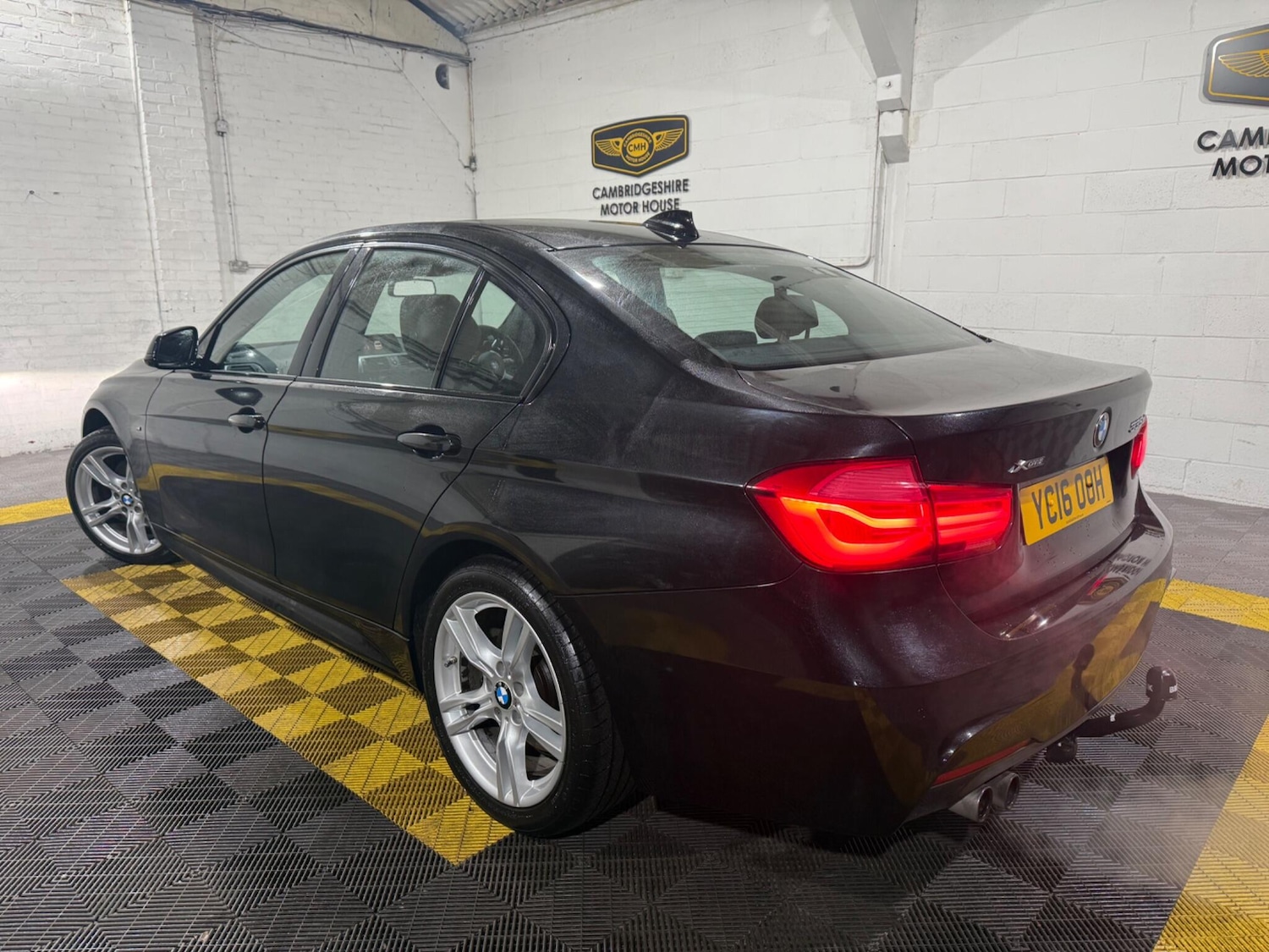 Used BMW 3 Series 2016 for sale - 77215211: Photo 2