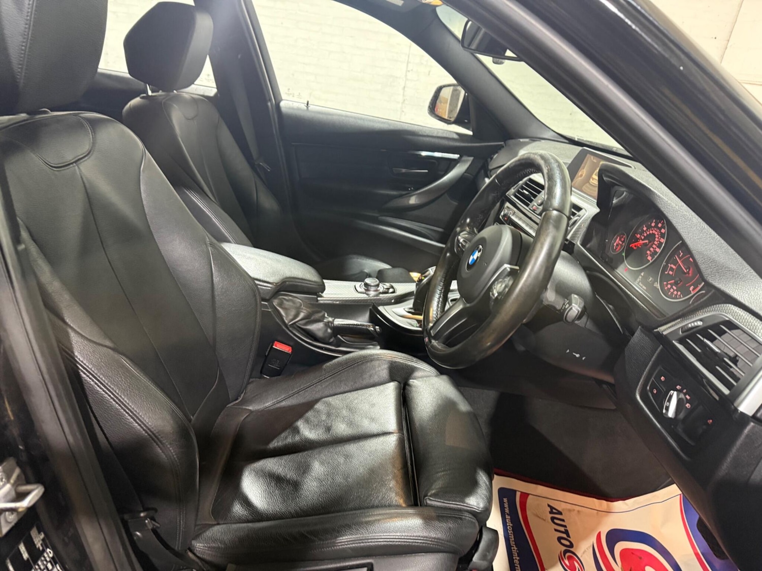 Used BMW 3 Series 2016 for sale - 77215211: Photo 32