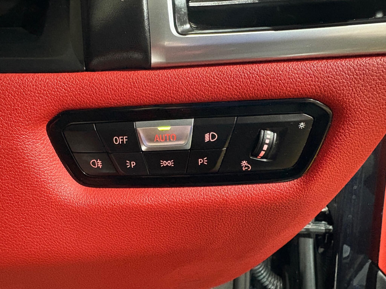 Used BMW 8 Series 2018 for sale - 76397935: Photo 13