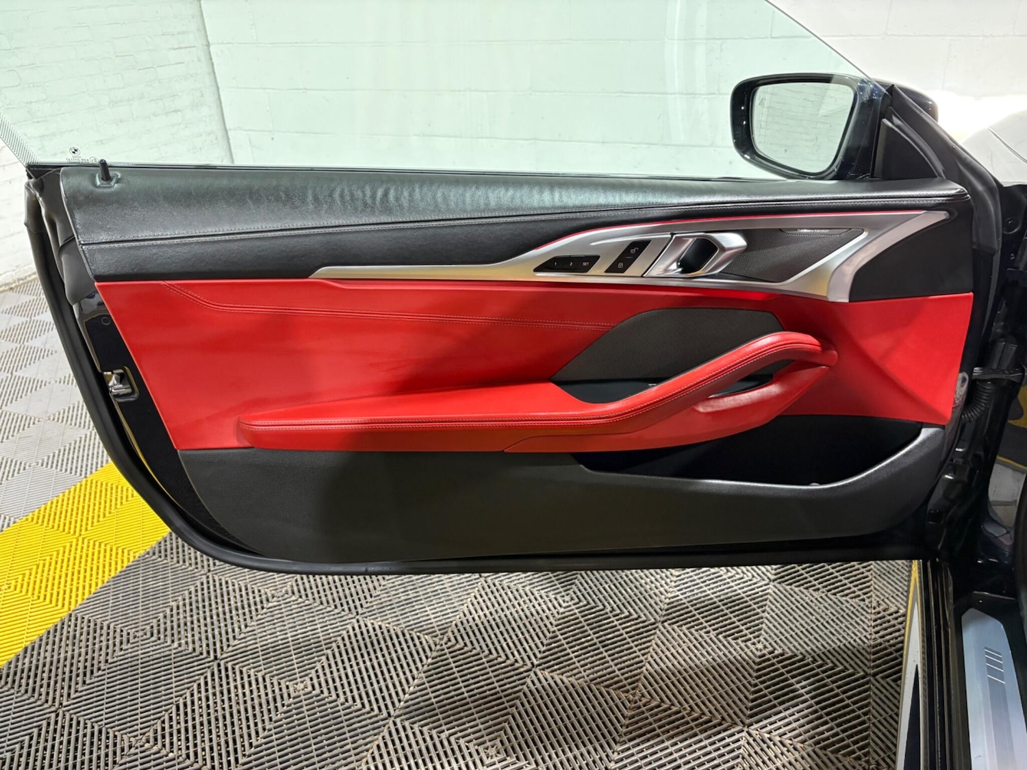 Used BMW 8 Series 2018 for sale - 76397935: Photo 81