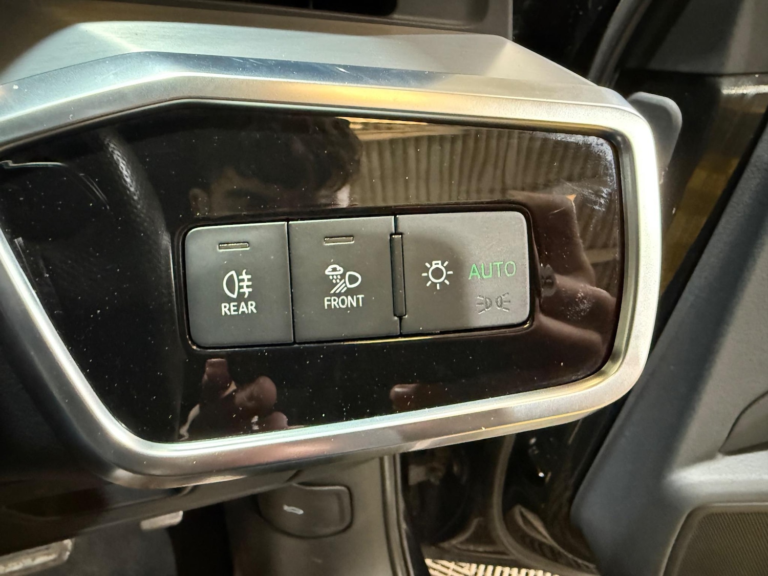Vehicle 33