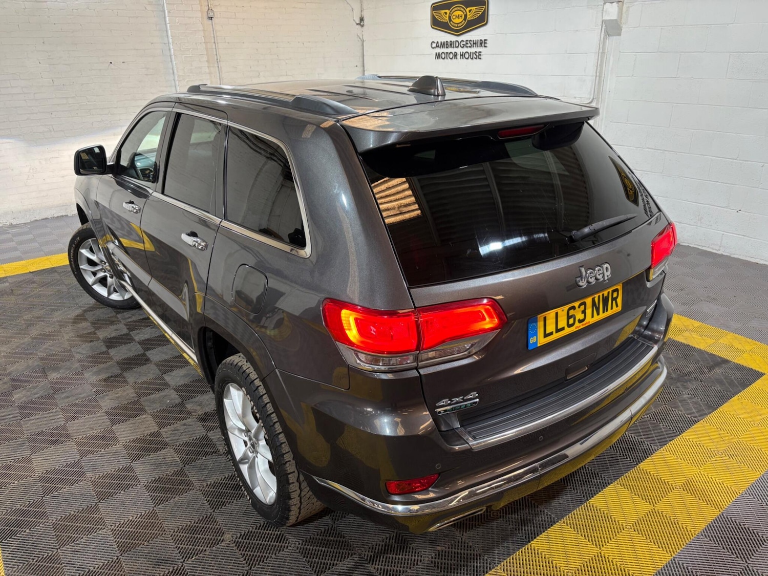 Used Jeep Grand Cherokee 2013 for sale - 77839388: Photo 2