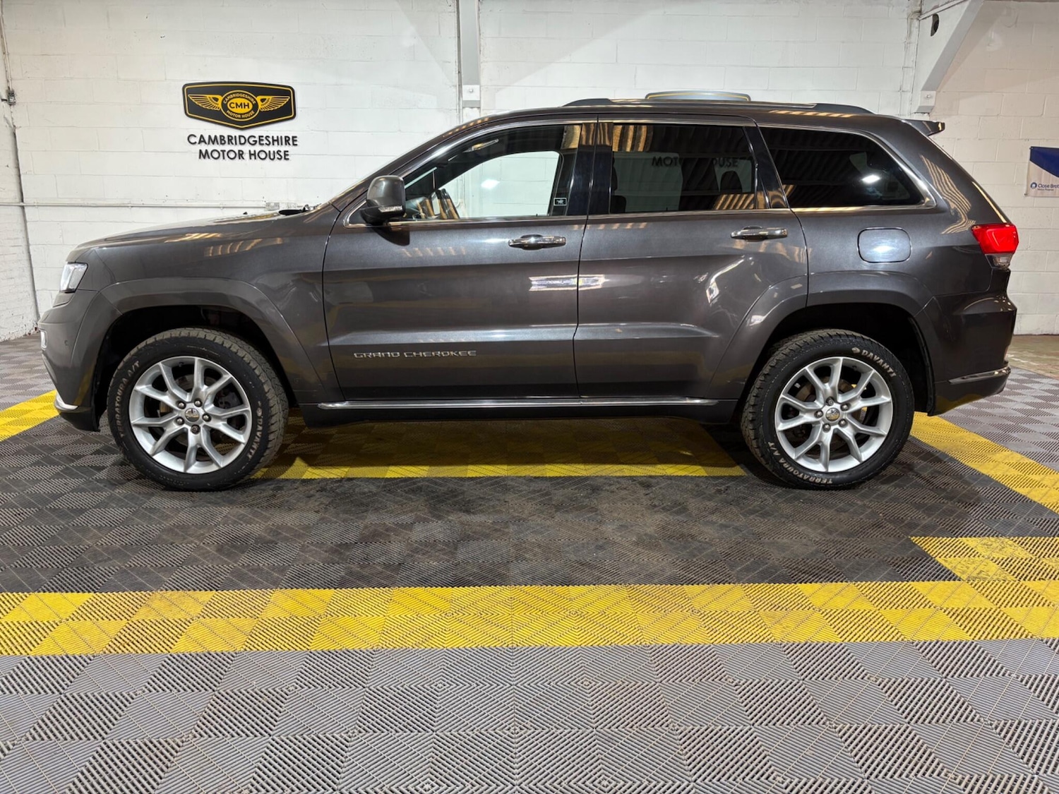Used Jeep Grand Cherokee 2013 for sale - 77839388: Photo 3