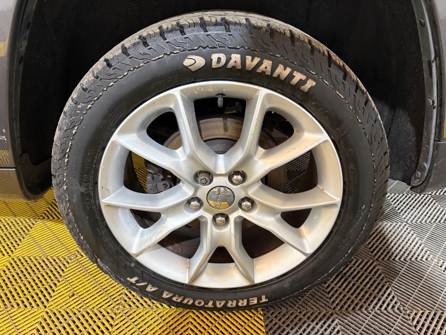 Used Jeep Grand Cherokee 2013 for sale - 77839388: Photo 69