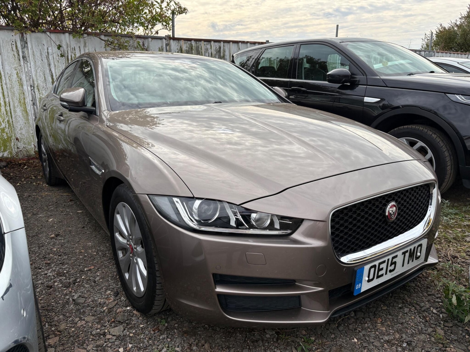 Used Jaguar XE 2015 for sale - 76060441: Photo 1