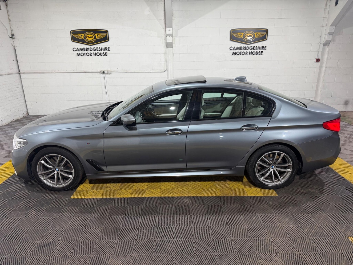 Used BMW 5 Series 2017 for sale - 77395779: Photo 13