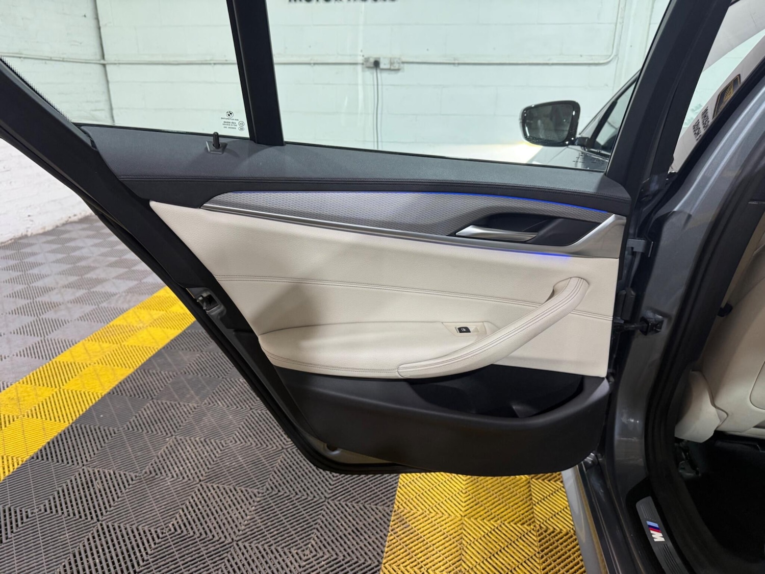 Used BMW 5 Series 2017 for sale - 77395779: Photo 58