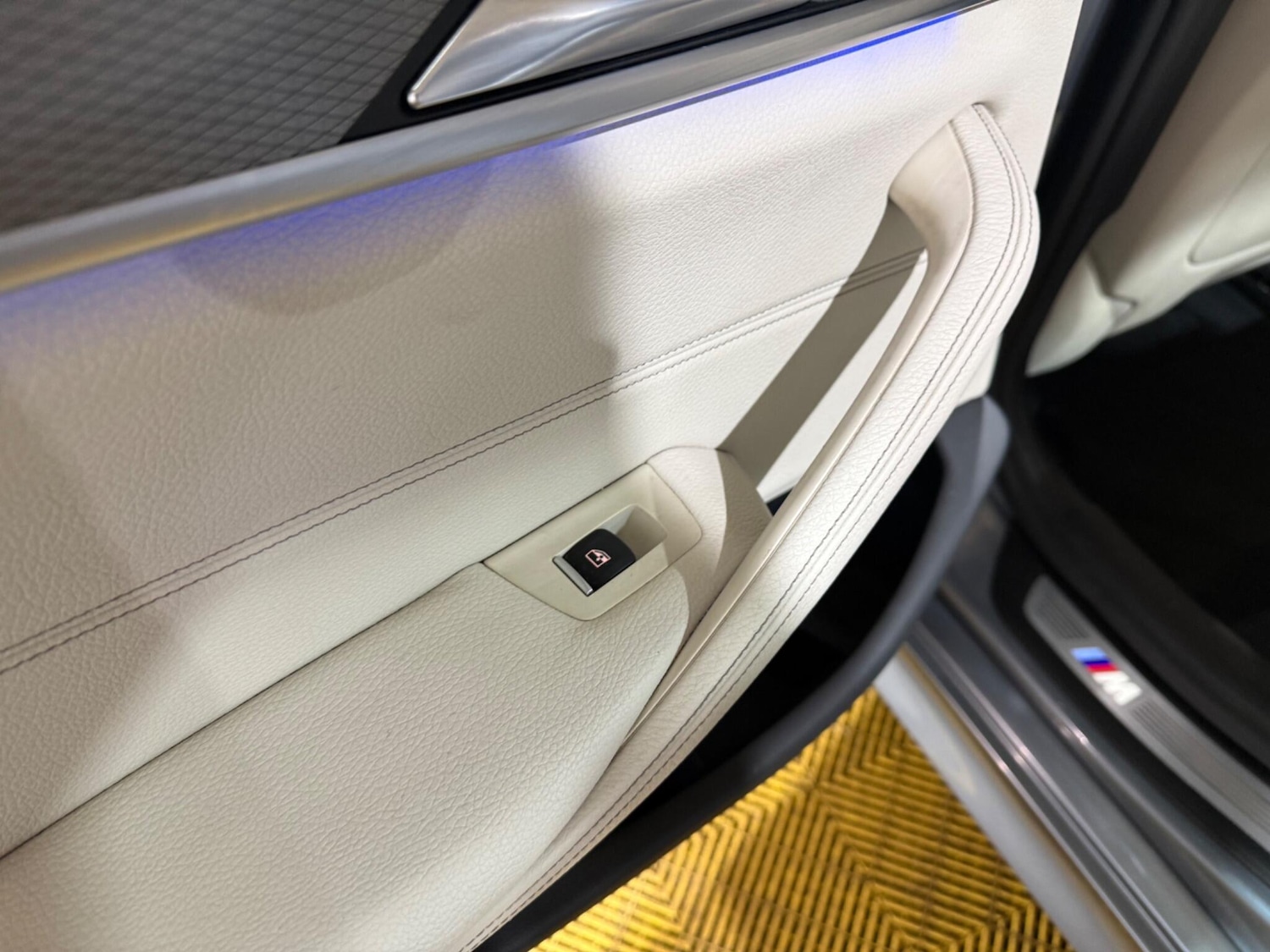 Used BMW 5 Series 2017 for sale - 77395779: Photo 59