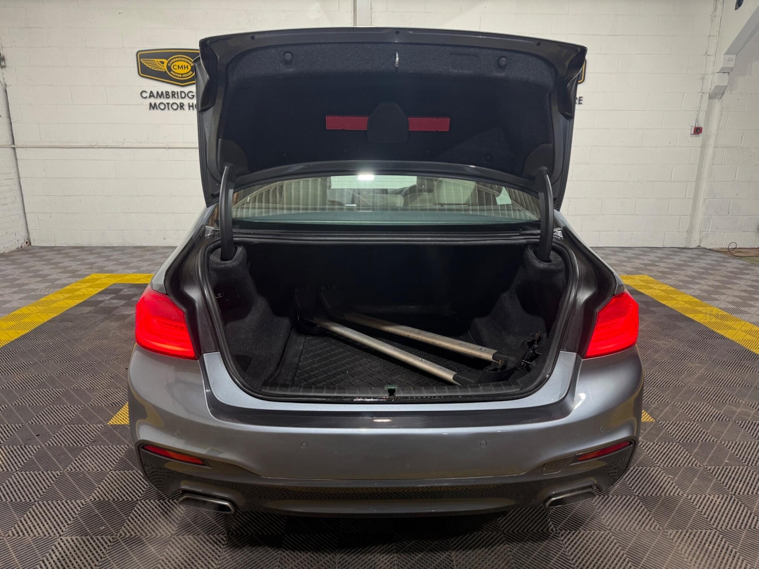 Used BMW 5 Series 2017 for sale - 77395779: Photo 75