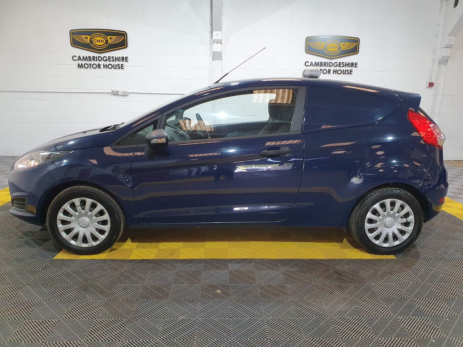 Used Ford Fiesta 2016 for sale - 76993144: Photo 3