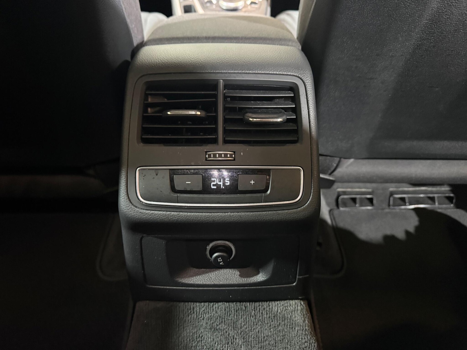 Used Audi A4 2017 for sale - 76996263: Photo 42