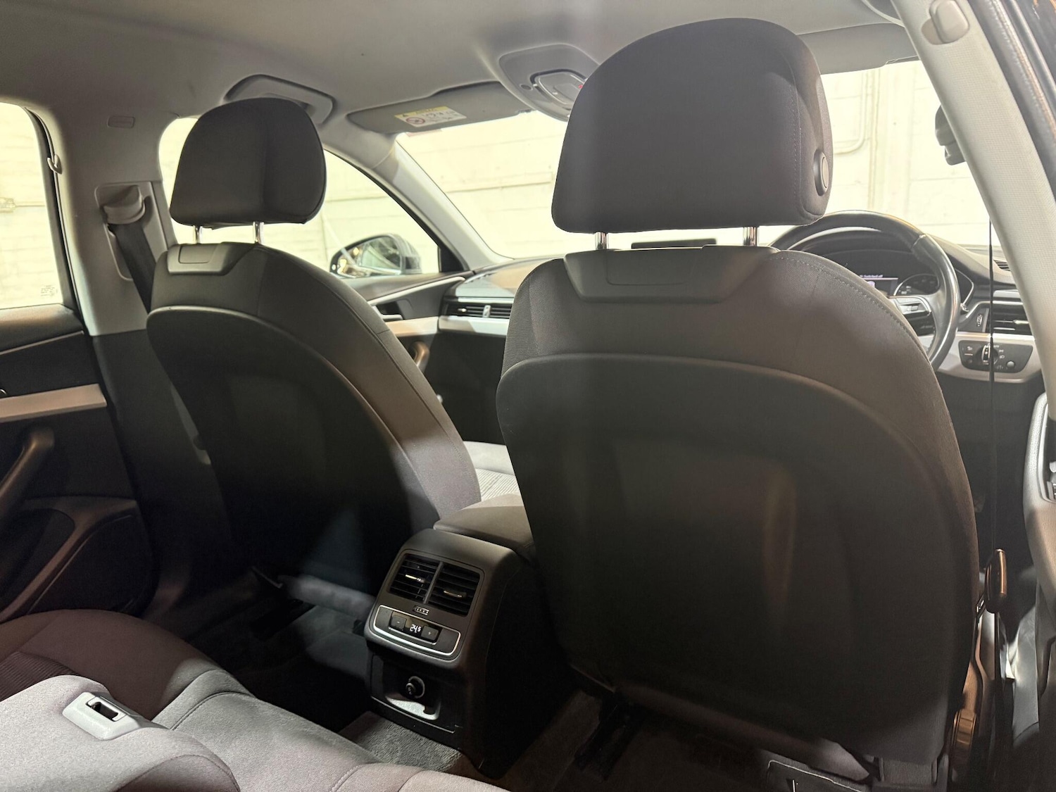 Used Audi A4 2017 for sale - 76996263: Photo 44