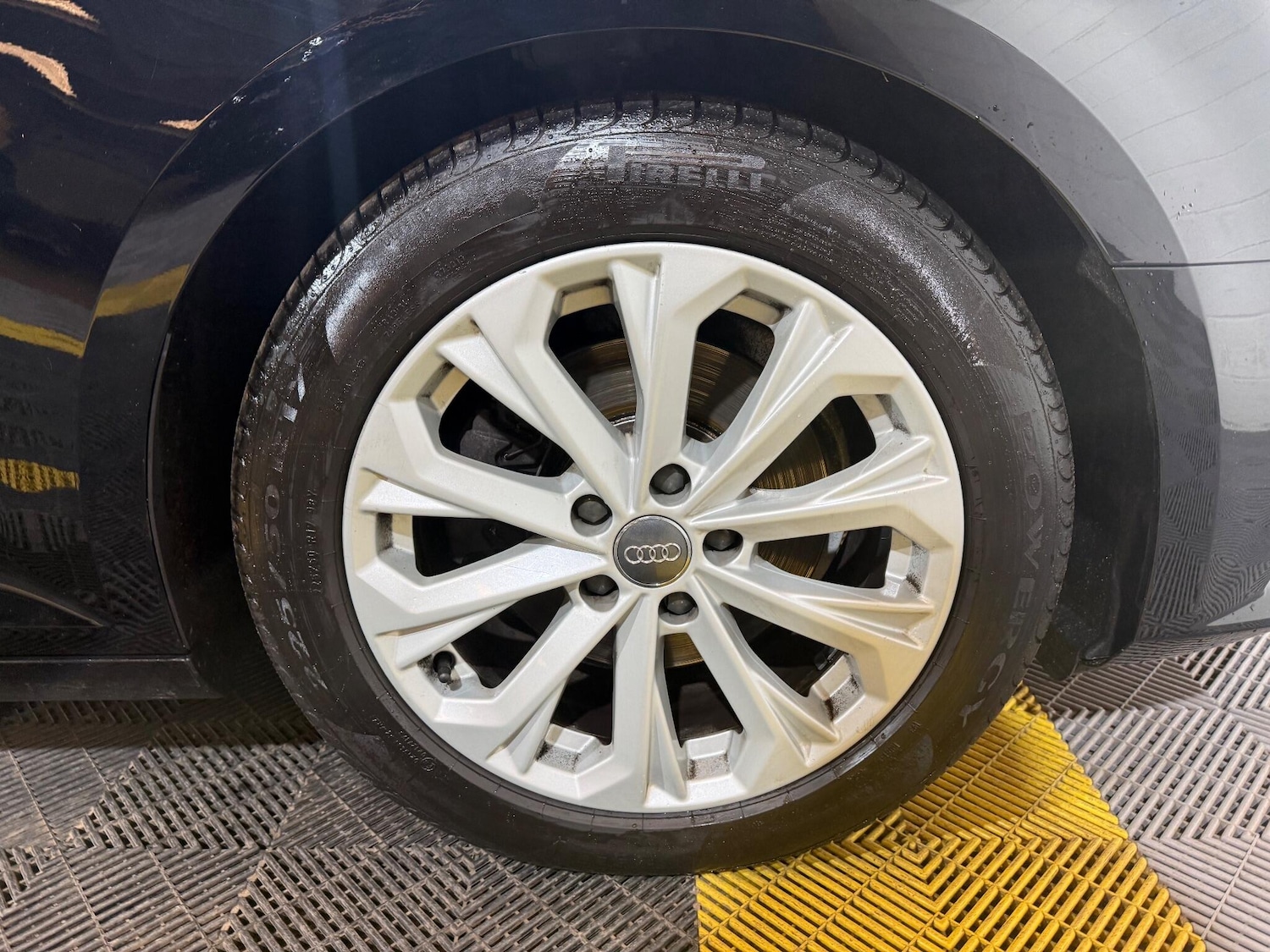 Used Audi A4 2017 for sale - 76996263: Photo 68