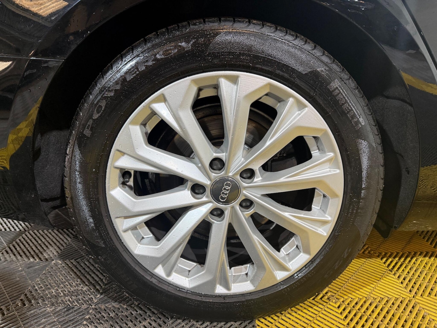 Used Audi A4 2017 for sale - 76996263: Photo 71