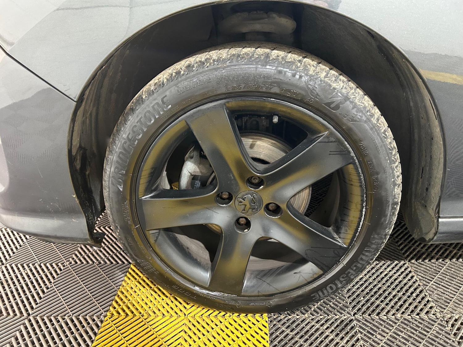 Used Peugeot 308 2010 for sale - 76942469: Photo 13