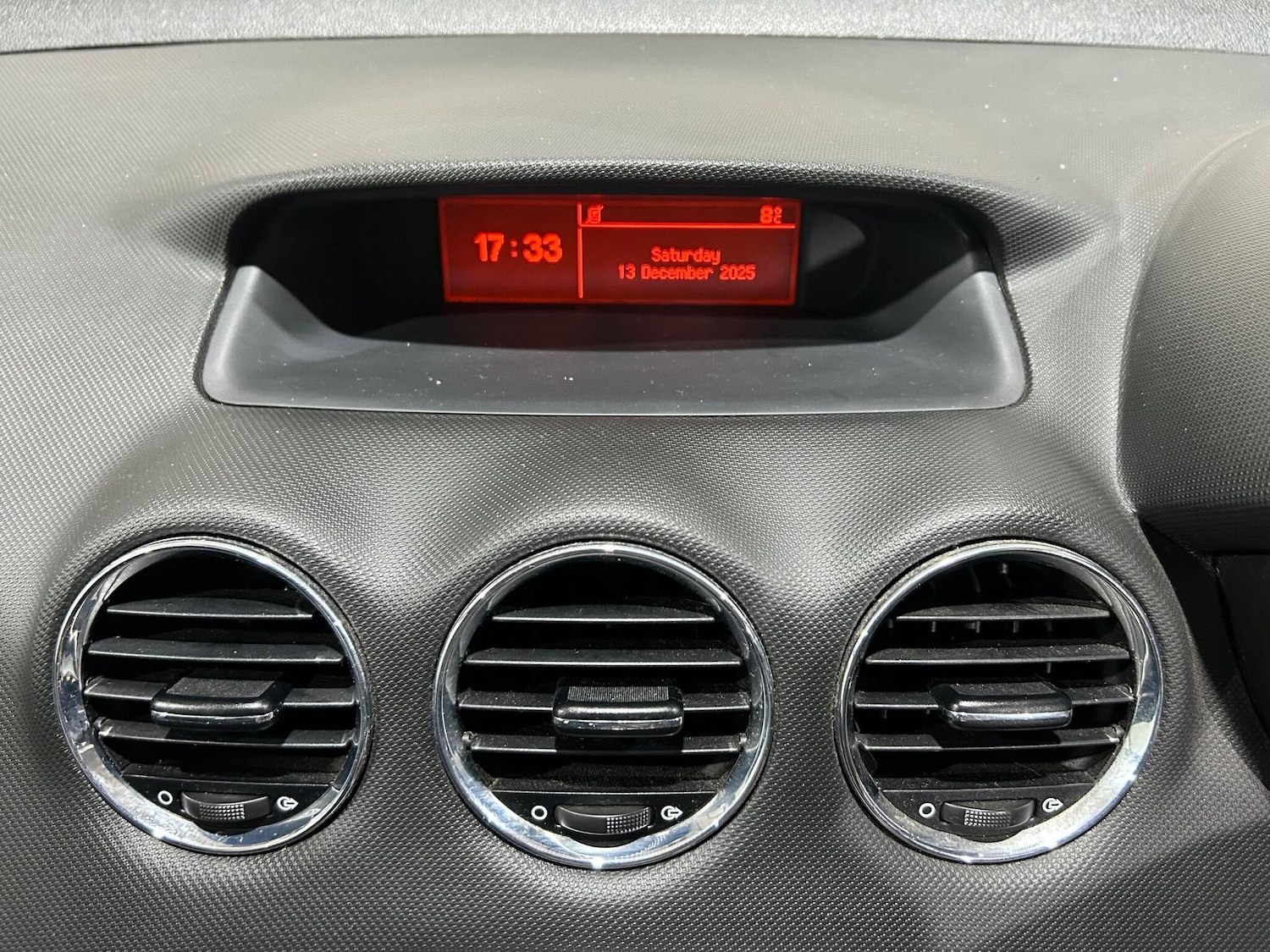 Used Peugeot 308 2010 for sale - 76942469: Photo 17