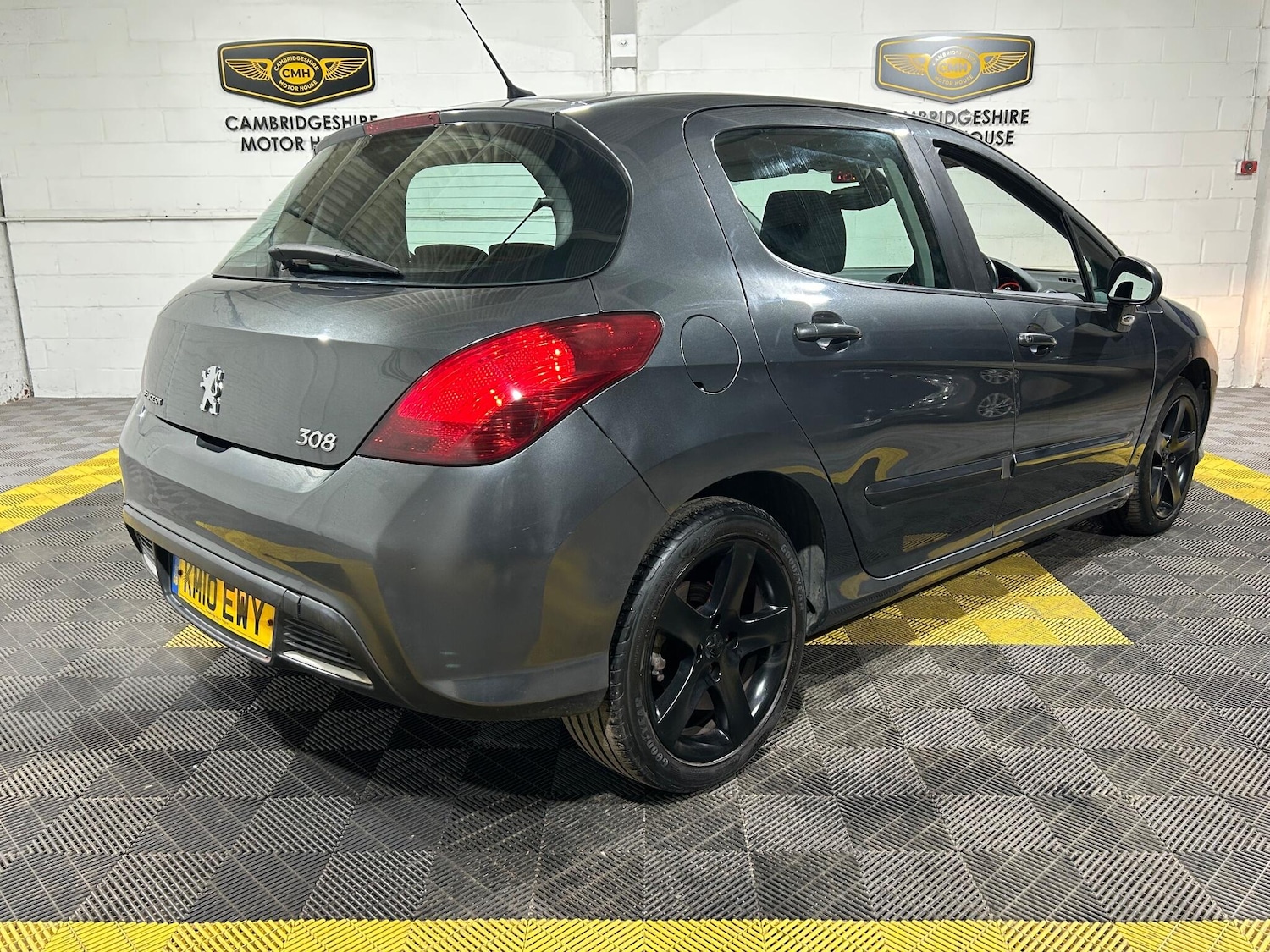 Used Peugeot 308 2010 for sale - 76942469: Photo 21