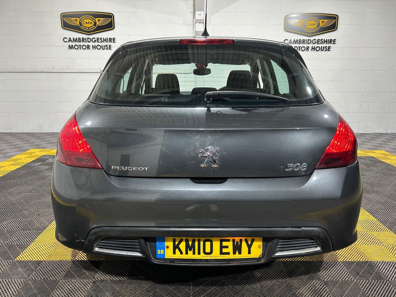 Used Peugeot 308 2010 for sale - 76942469: Photo 24