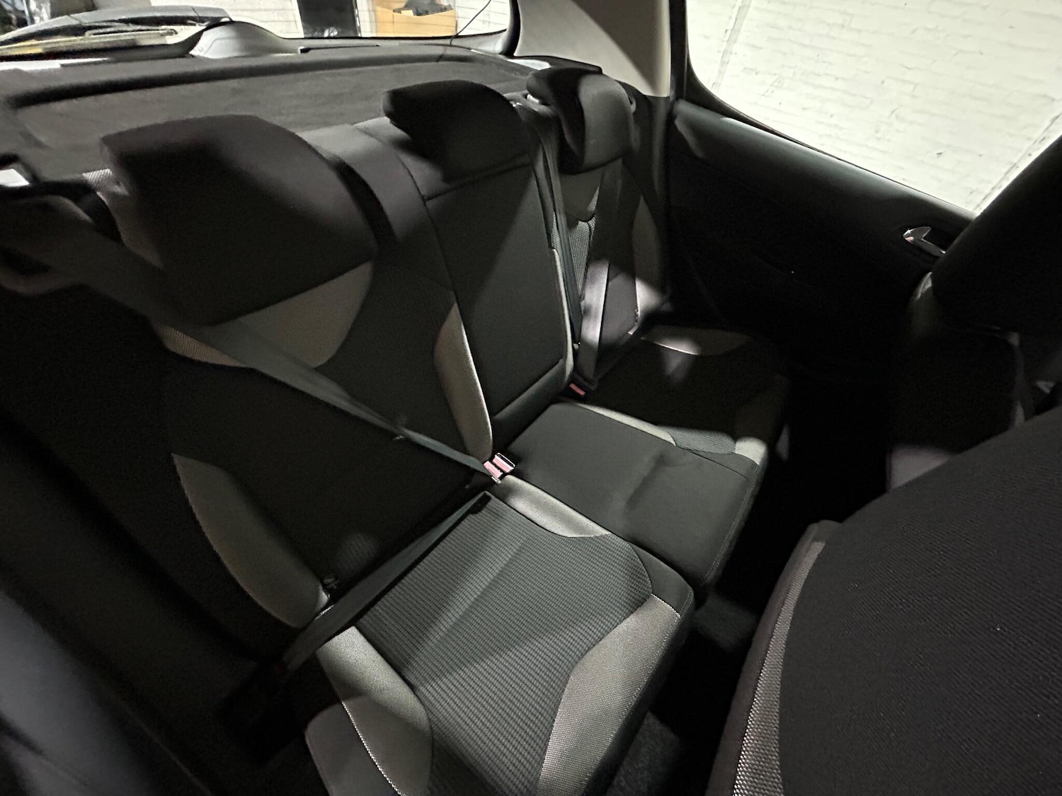 Used Peugeot 308 2010 for sale - 76942469: Photo 36