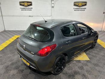 Used Peugeot 308 2010 for sale - 76942469: Photo