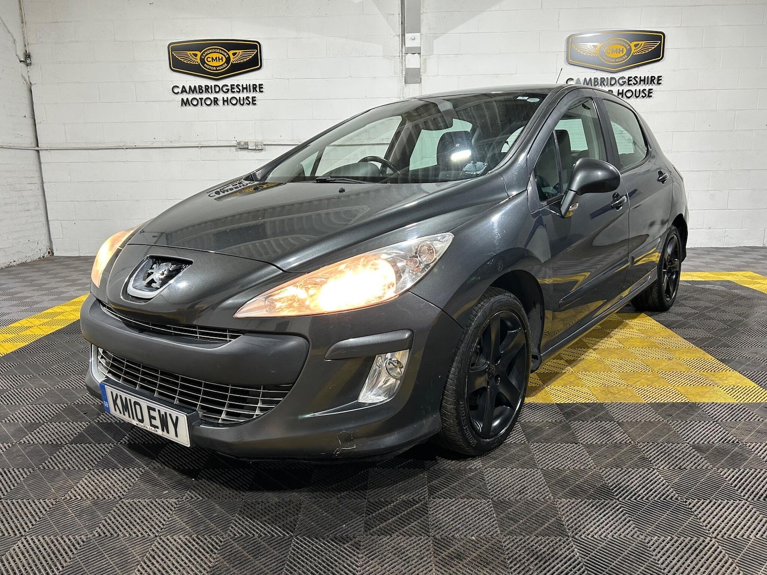 Used Peugeot 308 2010 for sale - 76942469: Photo 4