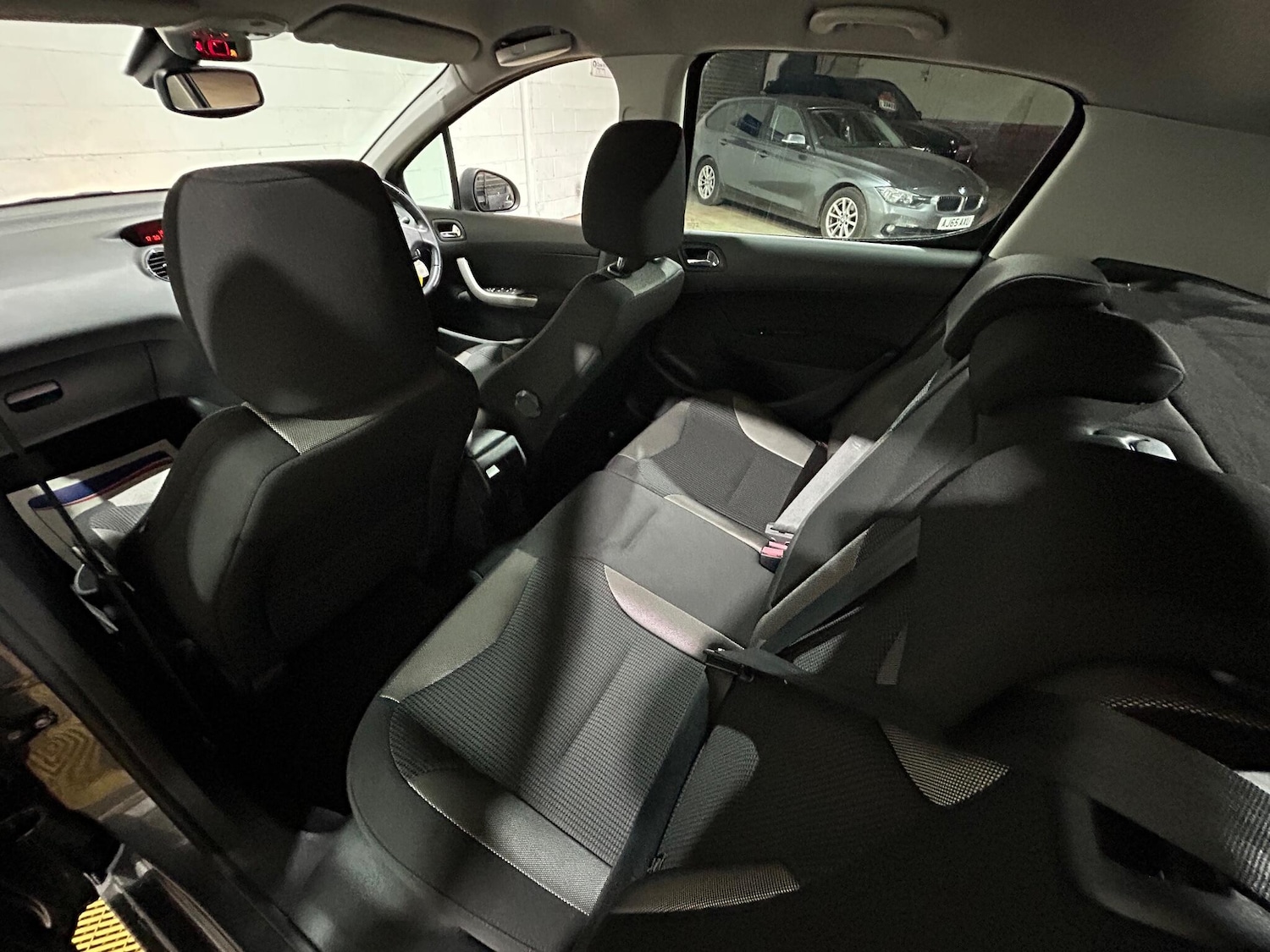 Used Peugeot 308 2010 for sale - 76942469: Photo 44