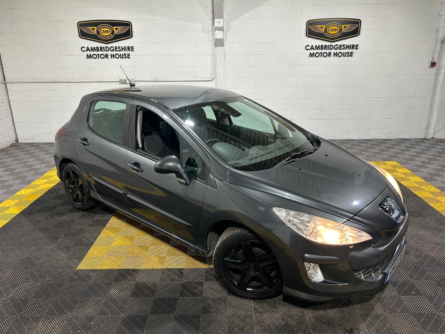 Used Peugeot 308 2010 for sale - 76942469: Photo 59