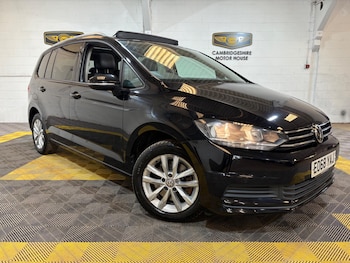 Used Volkswagen Touran 2018 for sale - 79348470: Photo