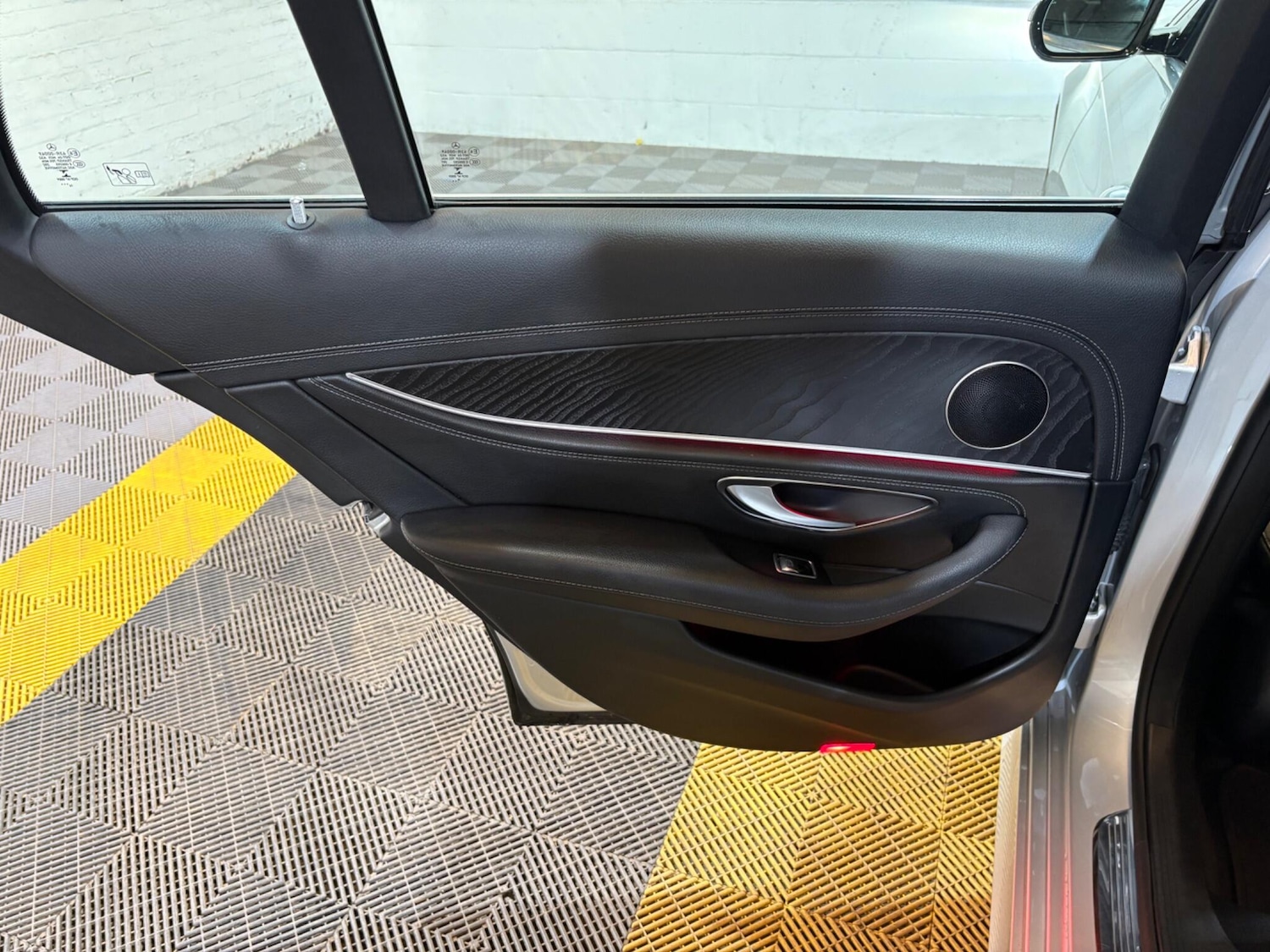 Used Mercedes-Benz E Class 2017 for sale - 78141521: Photo 70