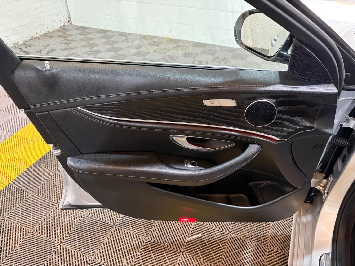 Used Mercedes-Benz E Class 2017 for sale - 78141521: Photo 78