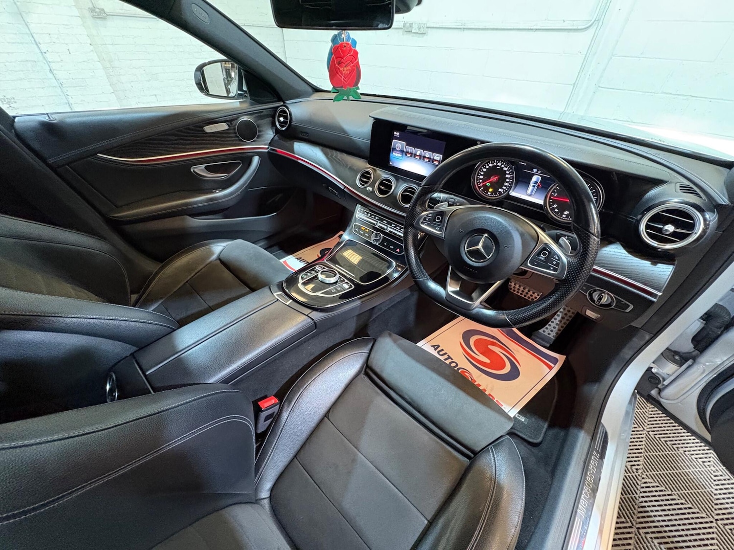 Used Mercedes-Benz E Class 2017 for sale - 78141521: Photo 9