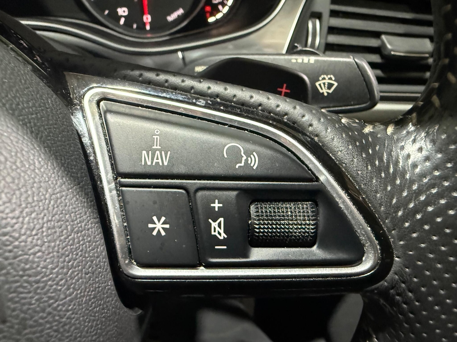 Used Audi A6 Saloon 2016 for sale - 76592746: Photo 33