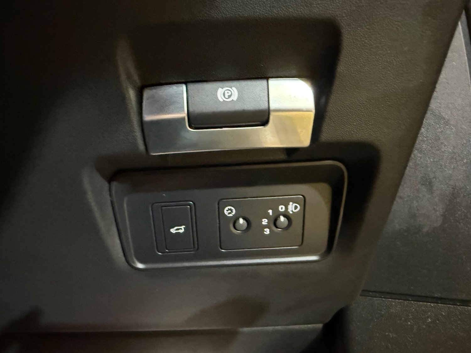 Vehicle 33