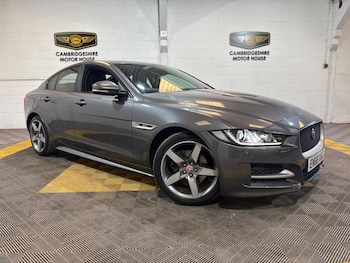 Used Jaguar XE 2017 for sale - 78830177: Photo