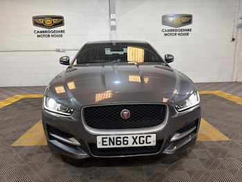 Used Jaguar XE 2017 for sale - 78830177: Photo