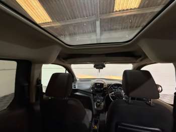 Used Ford Grand Tourneo Connect 2020 for sale - 74358946: Photo