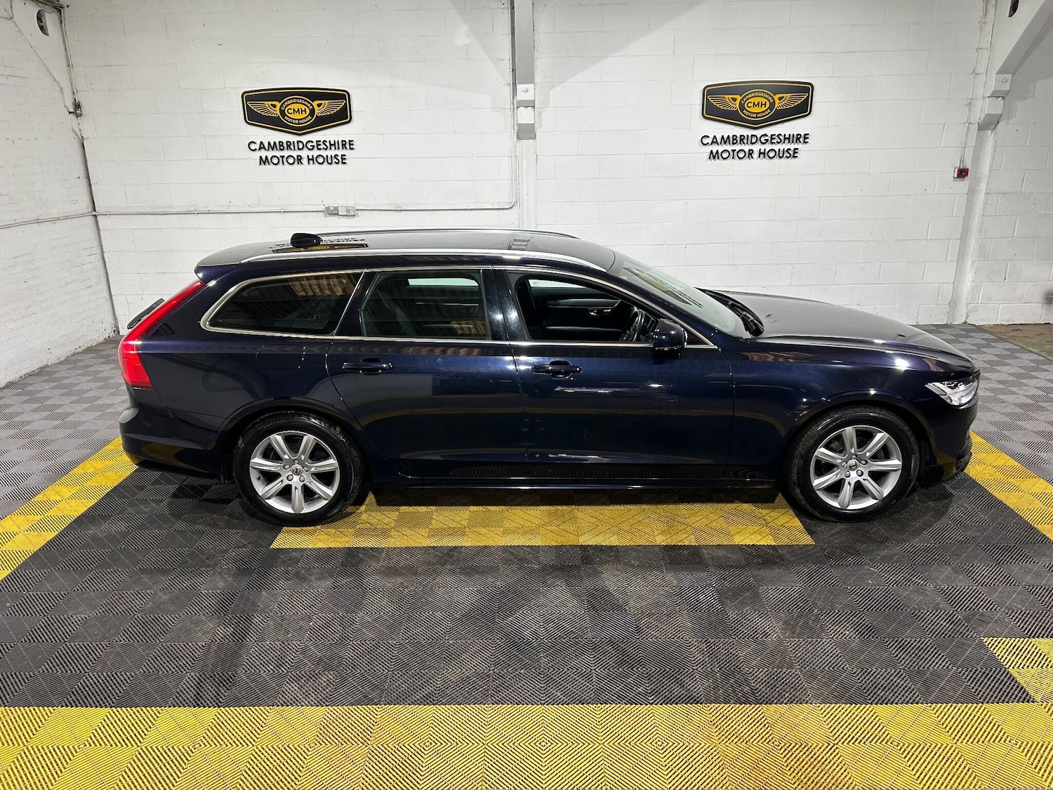 Used Volvo V90 2018 for sale - 78006402: Photo 23