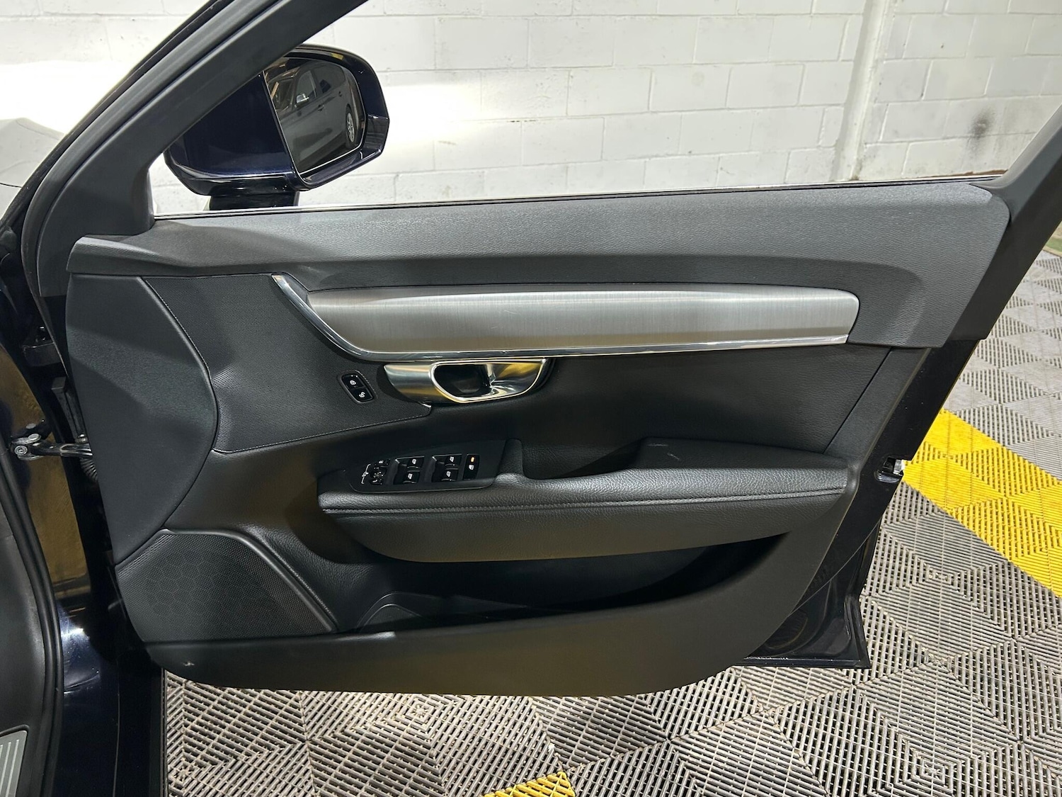 Used Volvo V90 2018 for sale - 78006402: Photo 37