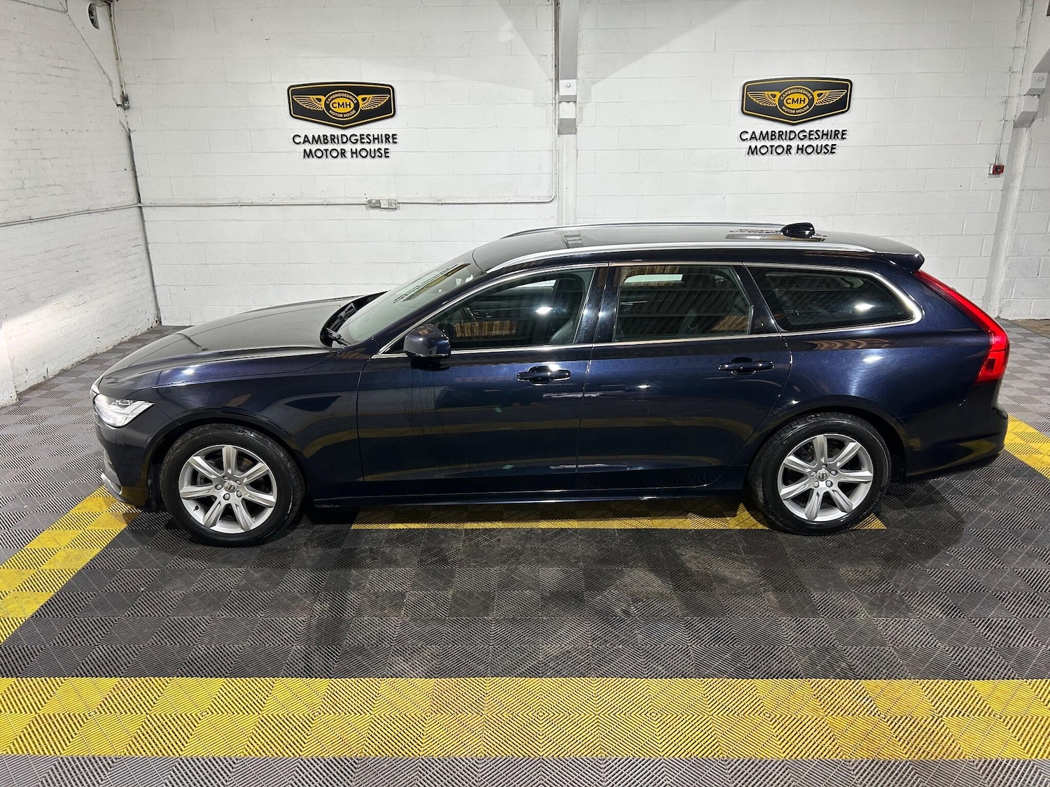 Used Volvo V90 2018 for sale - 78006402: Photo 73