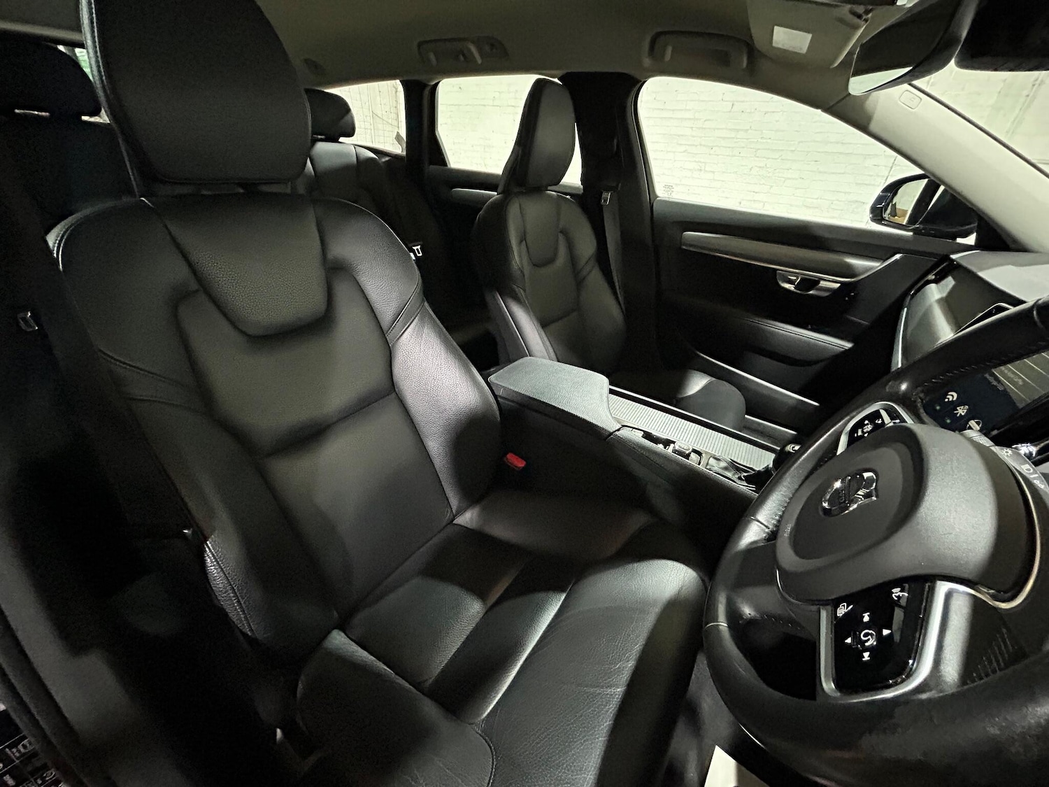 Used Volvo V90 2018 for sale - 78006402: Photo 8