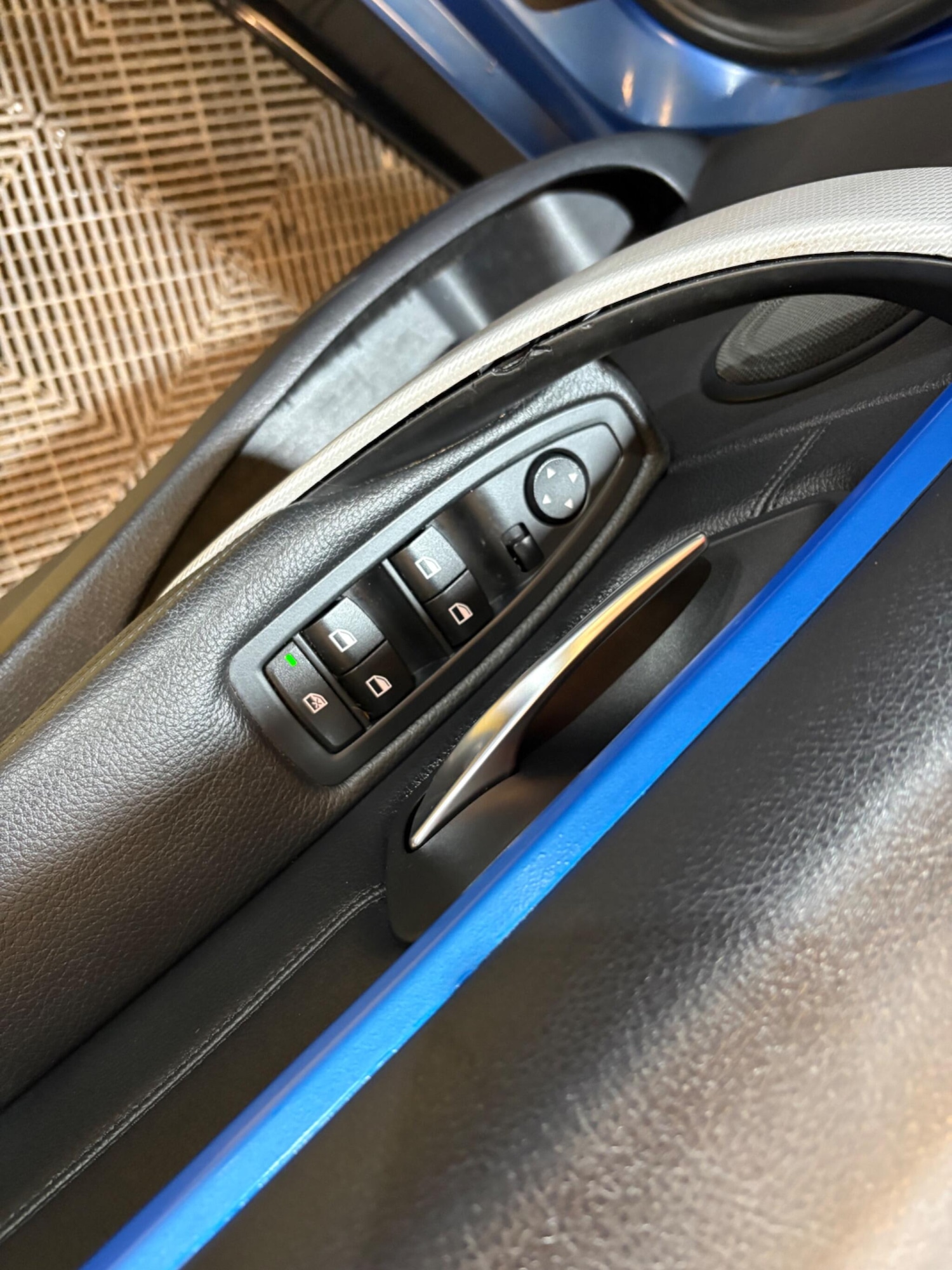 Used BMW 3 Series 2014 for sale - 77940229: Photo 40