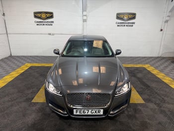 Used Jaguar XF 2017 for sale - 79669367: Photo